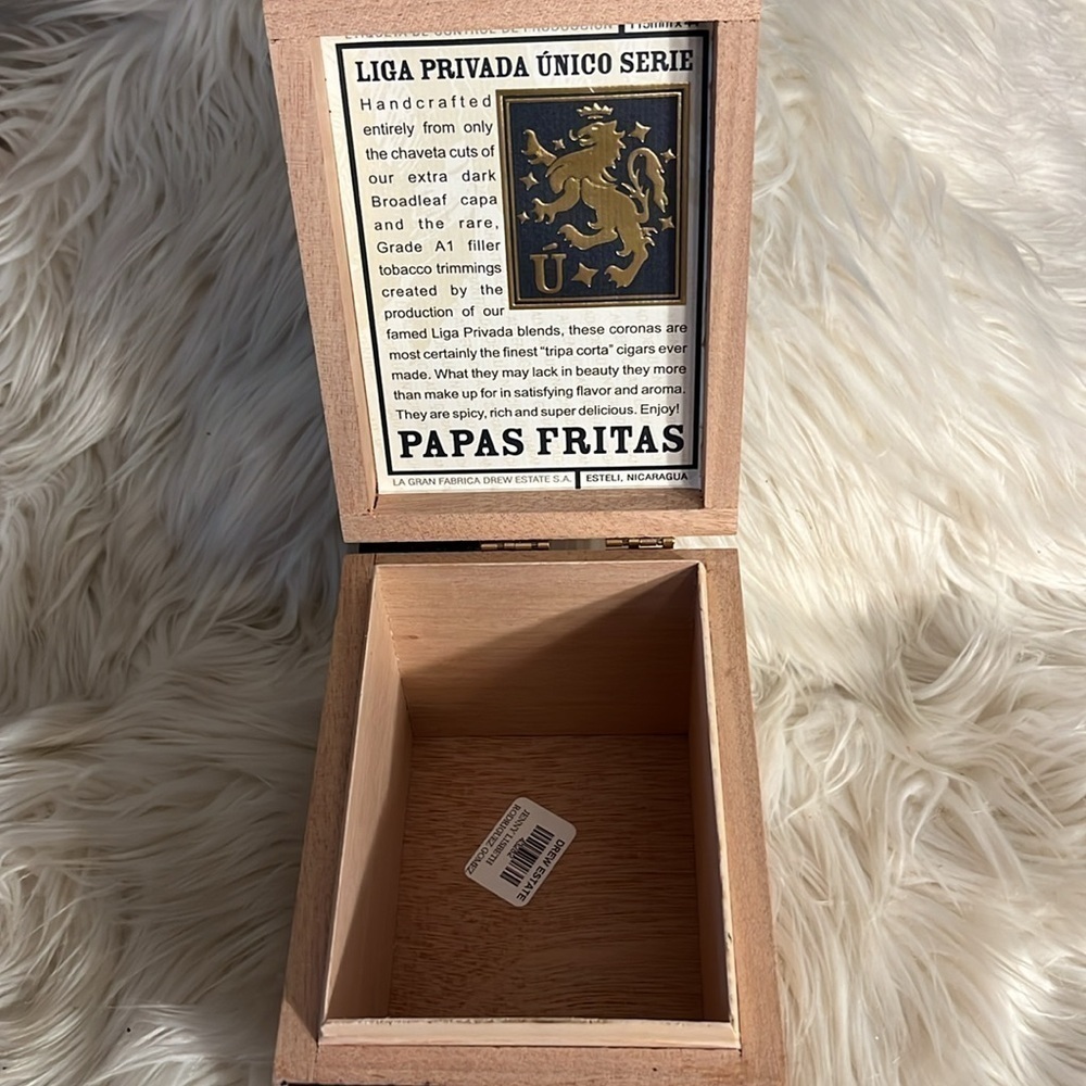 Papas Fritas cigar box. No cigars. Box only. - Picture 7 of 7